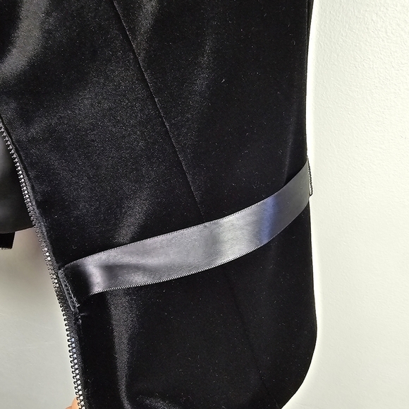 XSCAPE Vintage 90's Y2K Halter Top Velvet Satin Black Womens Size 8 - Picture 7 of 12